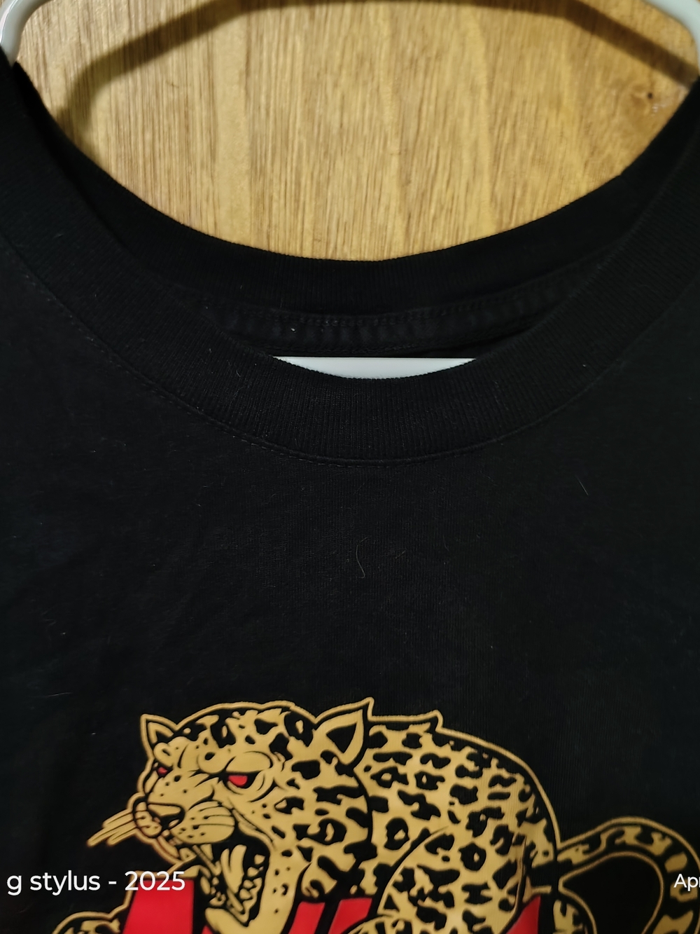 Nike Fierce Leopard Graphic Tee - Black, Gold & Red - XXL ( worn once) 😲🔥 - Picture 8 of 8